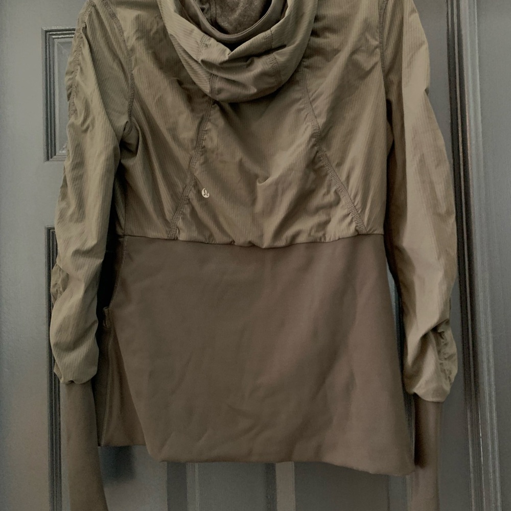 Olive Green Lululemon Women's Reversible Jacket - Picture 2 of 7